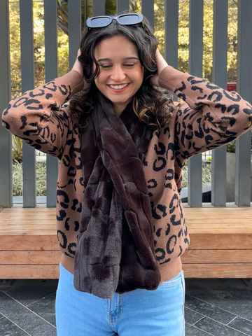 Mocha Élan Petite Textured Faux Fur Cape